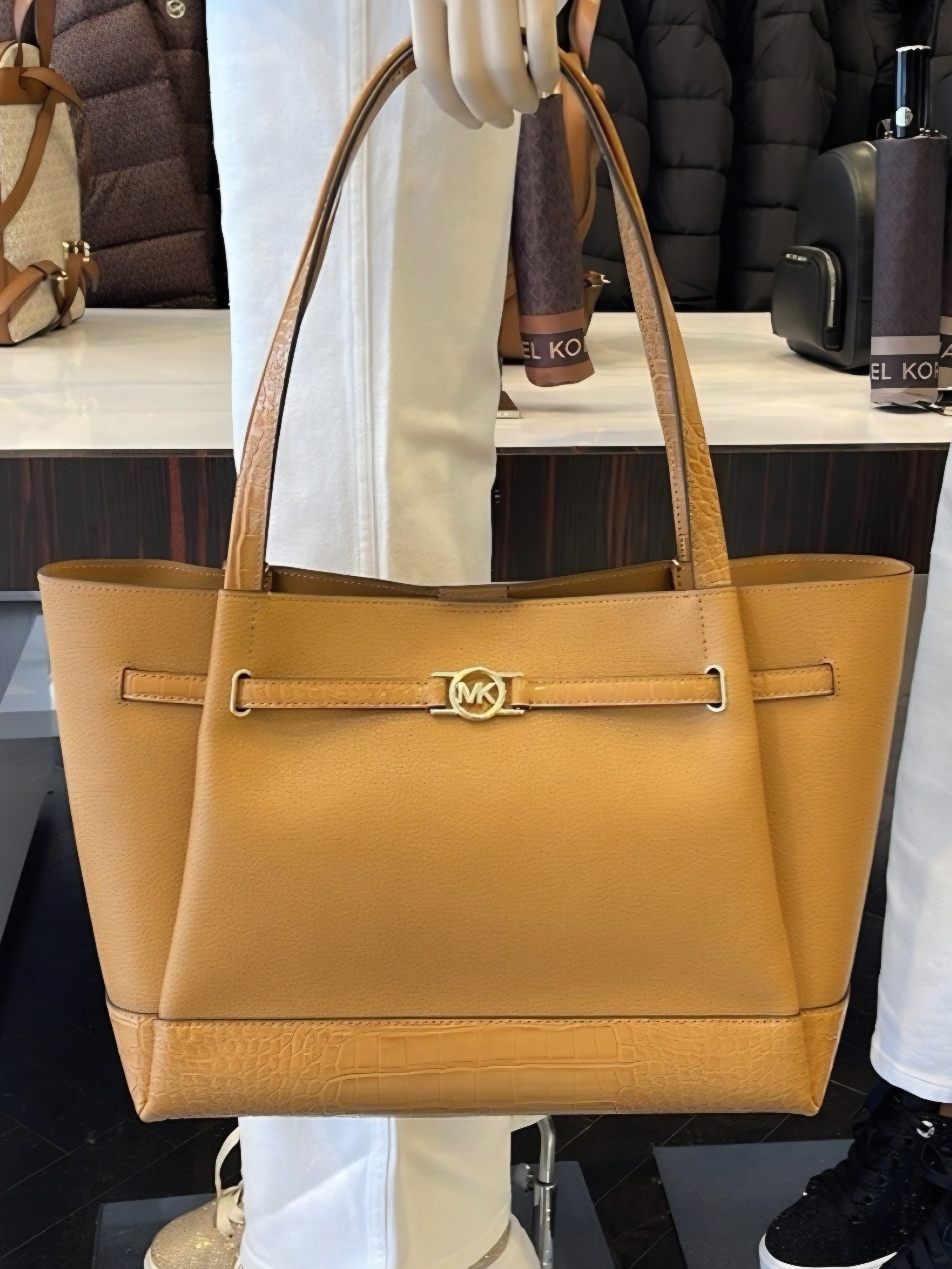 New $628 Michael Kors Reed Large Belted Tote Bag
